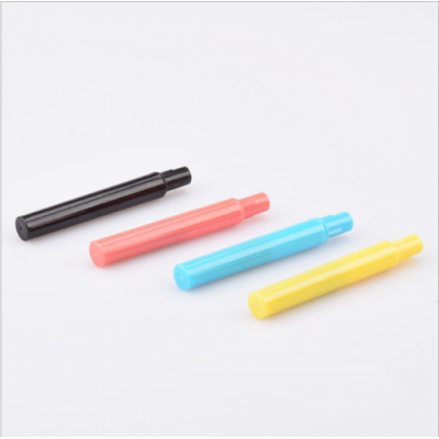 Three Colors Small Lip Brush With Cap. Synthetic Fiber Hair Plastic Handle Lip Brush. Makeup Accessories Beauty Tools